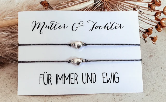 ✨ Dein Armband – so einzigartig wie du ✨
Stell dir dein ganz persönliches Schmuckstück zusammen:
🌸 Wähle deine Lieblingsfarbe fürs Band
🌸 Entscheide dich für deinen Wunsch-Anhänger
🌸 Und das Beste: Dein individueller Text macht das Armband zu einem echten Unikat 💖

Ob als Geschenk oder für dich selbst – hier sind keine Grenzen gesetzt:
🎁 Für die beste Mama
🎁 Für die liebste Schwester
🎁 Für die allerbeste Freundin
🎁 Für die Tauf-Firmpatin
🎁 Für deine Lieblingskollegin
🎁 Für die beste Lehrerin, Kindergärtnerin, Hebamme oder Frauenärztin
… oder einfach für dich selbst, weil du es verdient hast ✨

Mach aus jedem Anlass ein Highlight – Geburtstag, Dankeschön, Motivation oder einfach so. Ich fertige dein Armband mit viel Liebe speziell für dich an 💕

#personalizedjewelry #armbandmitbotschaft #handmadewithlove #geschenkideen #individualität #einzigartig #geschenkfürmama #geschenkefürfreunde #dankeschön #personalisiert #schmuckmitbedeutung #kleinegeschenke