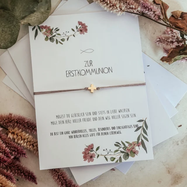 Unsere neuen Armbänder zur Erstkommunion und Firmung sind ab sofort im Onlineshop erhältlich. Sie sind eine liebevolle Geschenkidee mit Bedeutung und eignen sich perfekt als besonderes Erinnerungsstück für diesen wichtigen Anlass.

Du findest die Armbänder jetzt im Onlineshop unter Anlässe – Erstkommunion & Firmung.

Versandkostenfrei ab 120 € in Österreich und Deutschland ✨
,
Für später speichern 
.
neuearmbänder
#erstkommuniongeschenk
#firmungsgeschenk
#geschenkidee
#besonderesgeschenk
#schmuckmitbedeutung