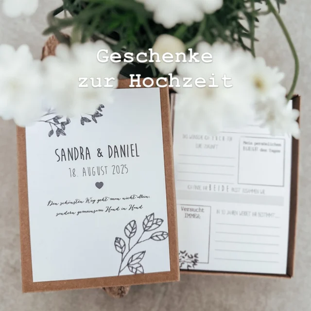 💍 Die Hochzeitssaison ist da ✨

In meinem Schatzkistl findet ihr besondere & persönliche Geschenkideen zur Hochzeit 🤍
Ob die beliebte Zeitkapsel mit personalisierter Box, in der Gäste liebe Wünsche und Erinnerungen für das Brautpaar sammeln, wunderschöne personalisierte Drucke oder kreative Geldgeschenke – hier steckt ganz viel Liebe im Detail 💌

Perfekt, um einem besonderen Tag noch mehr Bedeutung zu schenken ✨

#hochzeit #hochzeitssaison #hochzeitsgeschenk #zeitkapsel #personalisiertegeschenke geldgeschenk hochzeitsidee brautpaar geschenkidee hochzeitsinspiration hochzeitsdeko liebeimdetail schatzkistl personalisiert geschenkzurhochzeit