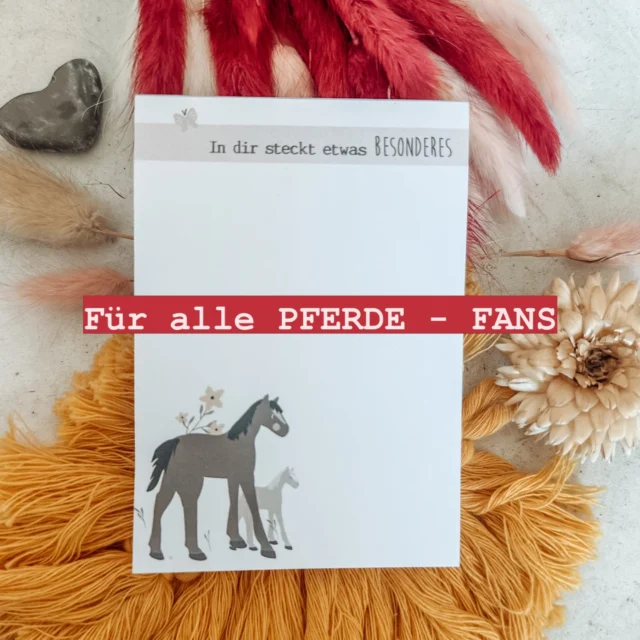 🐴 Für alle Pferdefans! 🐴

Entdecke jetzt im Onlineshop liebevoll gestaltete Produkte mit Pferdemotiv – perfekt für den Schulanfang, das Zeugnis oder als Geschenk zum Geburtstag! 💛

✨ Stundenpläne
✨ Buttons für Schulkinder
✨ Blöcke
✨ Zeugnismappen
✨ Armbänder
✨ und viele weitere wunderschöne Produkte!

🔎 Gib einfach „Pferde“ in der Suchfunktion des Onlineshops ein und finde das perfekte Geschenk, das Kinderaugen strahlen lässt. 🐎🎁

💾 Speichere dir diesen Beitrag, damit du ihn später ganz einfach wiederfindest, und teile ihn mit allen Pferdefans!

#Pferdeliebe #Schulanfang #GeschenkideenFürKinder #Pferdefans