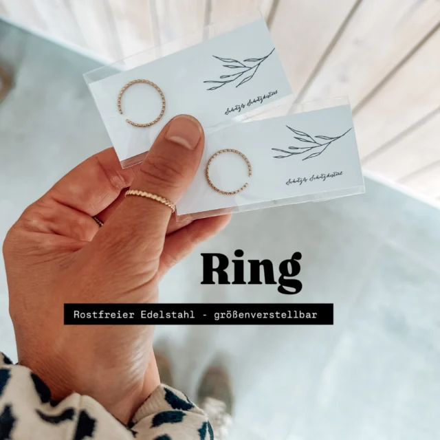 Wieder lagernd - viele schöne Schmuckstücke 
☀️Rostfreier Edelstahl 
☀️Blei und Nickelfrei 
☀️Größenverstellbar 
.
#Ohrringe #Ringe #Armband #Schmuck
